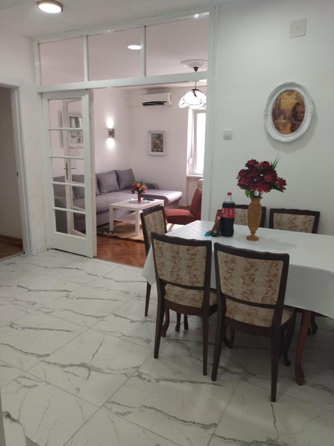 Palace Luxury Apartments The Heart Of بلغراد المظهر الخارجي الصورة